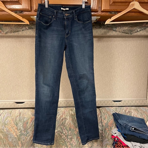 Levi's Denim - Levi’s Mid-Rise Skinny Jeans Washed Dark Blue 8